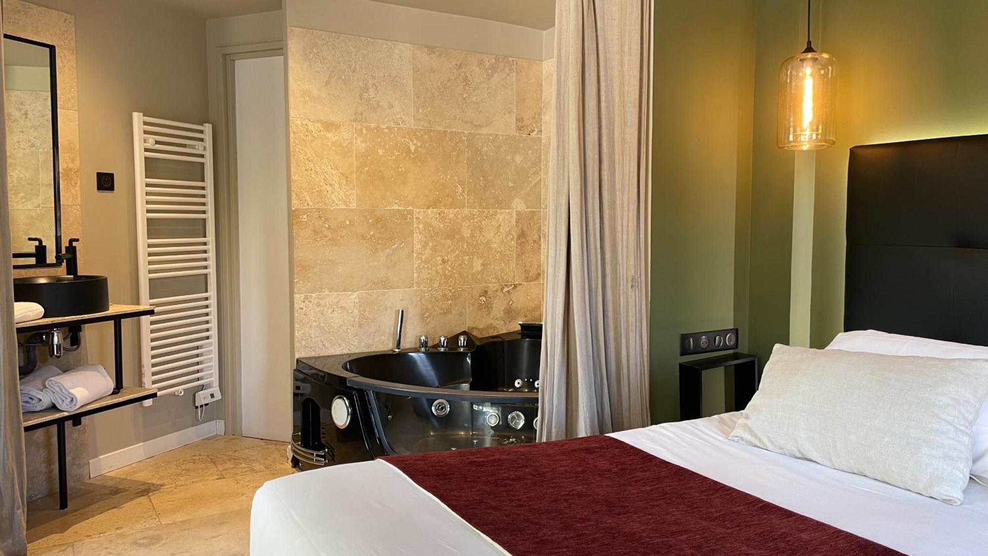 Hotel & Appartements Acqua Dolce Eccica-Suarella  Room photo